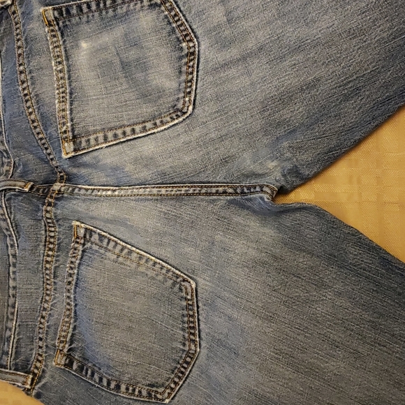 Old Navy Straight Leg Jeans (0315) - Picture 6 of 10